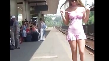 Slim4K: PornHD에서 그녀의 BF와 계획되지 않은 항문 섹스 후 마른 아기가 얼굴을 붉혔다.